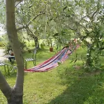 Farm stay Santa Croce Fossato di Vico