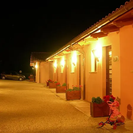 Κατάλυμα σε φάρμα Santa Croce Fossato di Vico