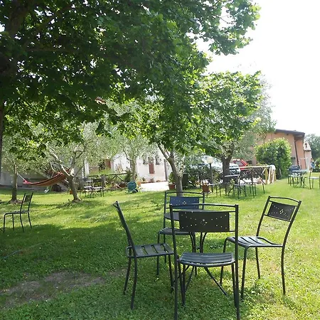 Κατάλυμα σε φάρμα Santa Croce Fossato di Vico